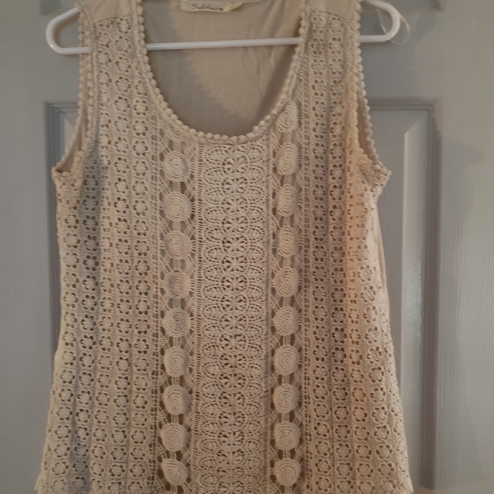 Women's shirts